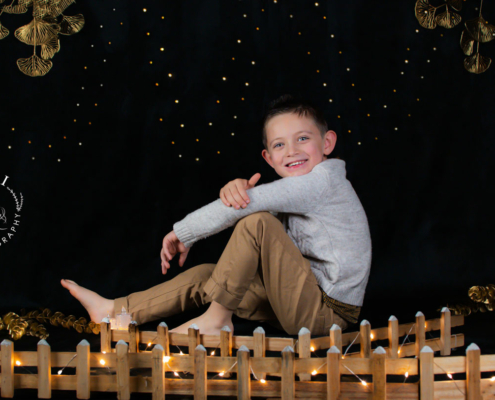 Séance photo en studio sur le thème "Noël chic".