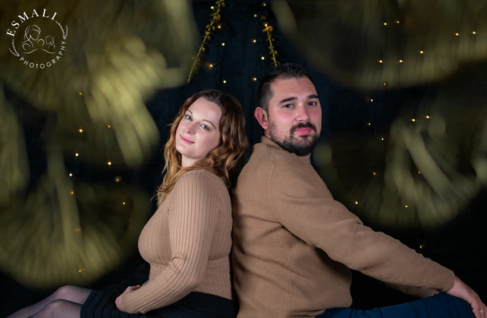 Séance photo en studio sur le thème "Noël chic".